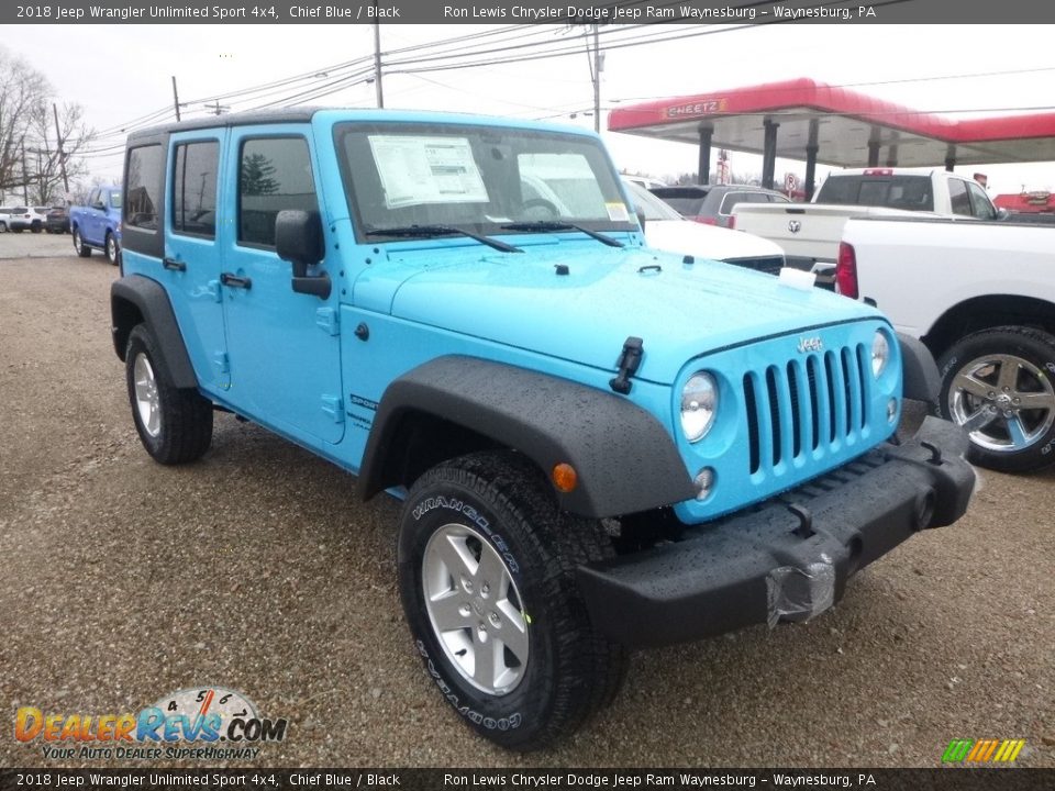 Front 3/4 View of 2018 Jeep Wrangler Unlimited Sport 4x4 Photo #6