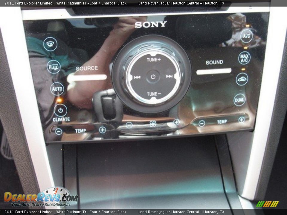 2011 Ford Explorer Limited White Platinum Tri-Coat / Charcoal Black Photo #33