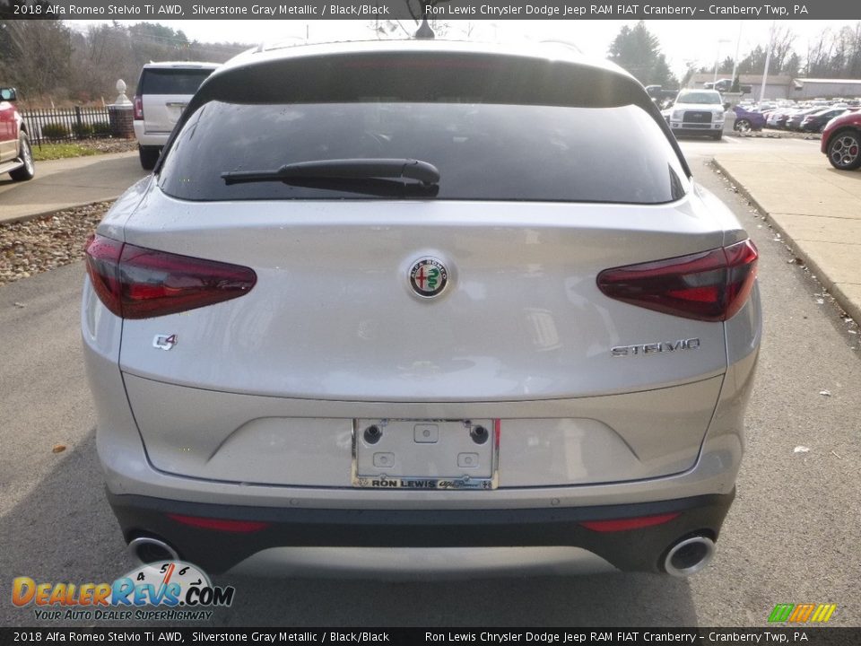 2018 Alfa Romeo Stelvio Ti AWD Silverstone Gray Metallic / Black/Black Photo #6