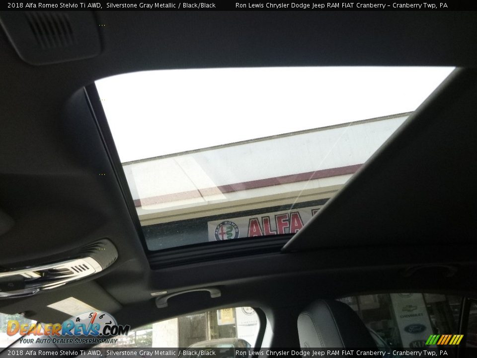 2018 Alfa Romeo Stelvio Ti AWD Silverstone Gray Metallic / Black/Black Photo #22