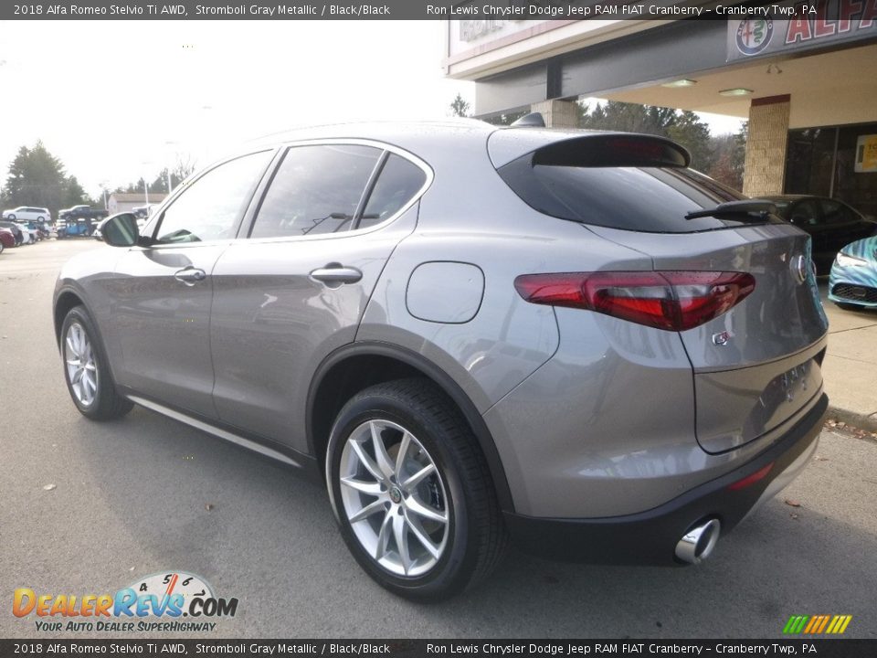 2018 Alfa Romeo Stelvio Ti AWD Stromboli Gray Metallic / Black/Black Photo #5
