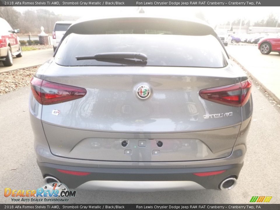 2018 Alfa Romeo Stelvio Ti AWD Stromboli Gray Metallic / Black/Black Photo #6