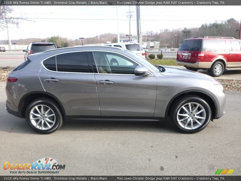 2018 Alfa Romeo Stelvio Ti AWD Stromboli Gray Metallic / Black/Black Photo #9