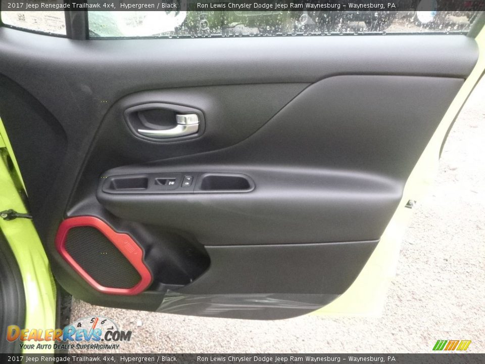 2017 Jeep Renegade Trailhawk 4x4 Hypergreen / Black Photo #11