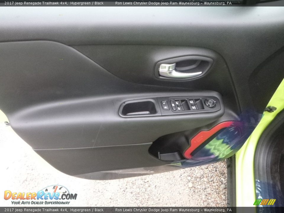 2017 Jeep Renegade Trailhawk 4x4 Hypergreen / Black Photo #13