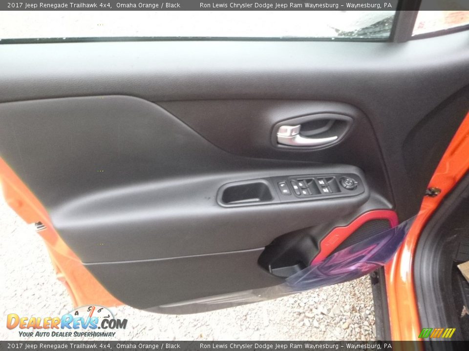 2017 Jeep Renegade Trailhawk 4x4 Omaha Orange / Black Photo #13
