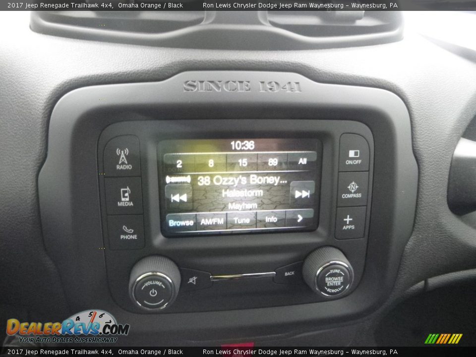 2017 Jeep Renegade Trailhawk 4x4 Omaha Orange / Black Photo #16