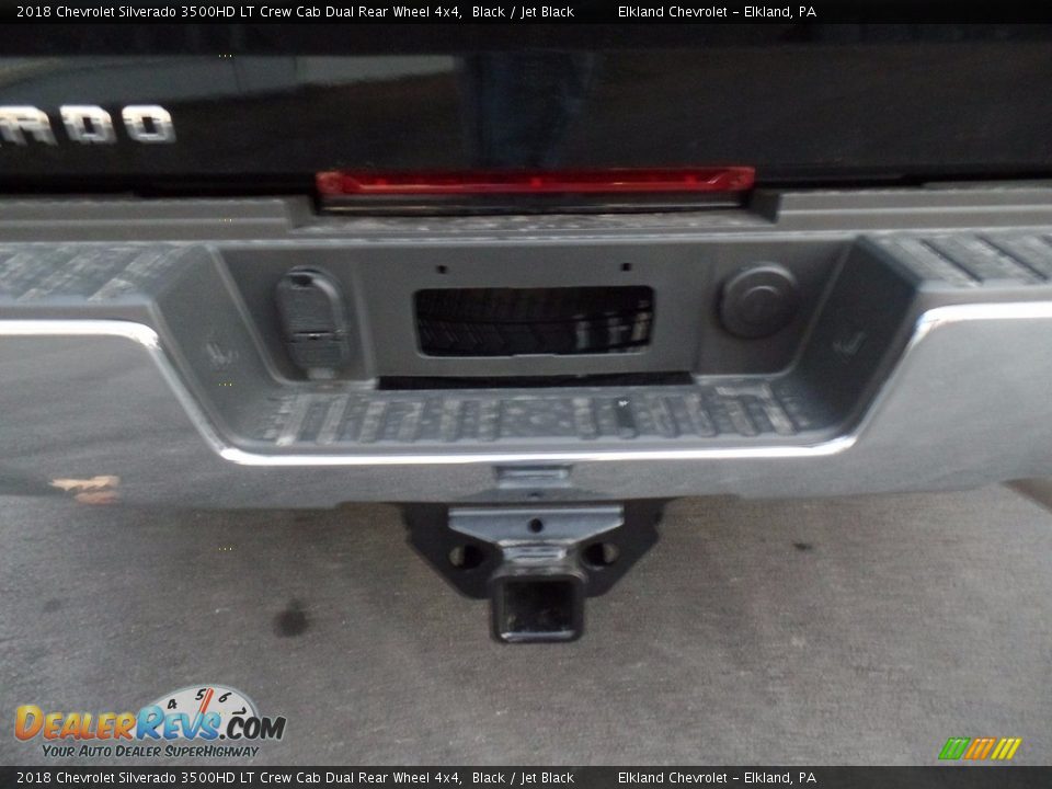2018 Chevrolet Silverado 3500HD LT Crew Cab Dual Rear Wheel 4x4 Black / Jet Black Photo #10