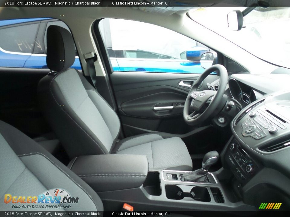 2018 Ford Escape SE 4WD Magnetic / Charcoal Black Photo #4