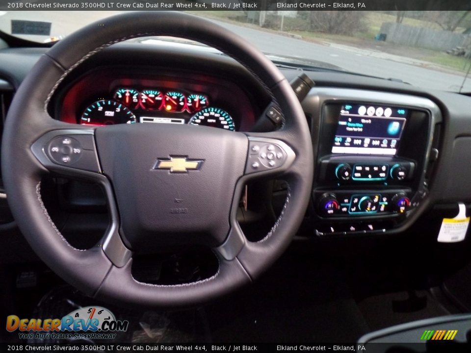 2018 Chevrolet Silverado 3500HD LT Crew Cab Dual Rear Wheel 4x4 Black / Jet Black Photo #22