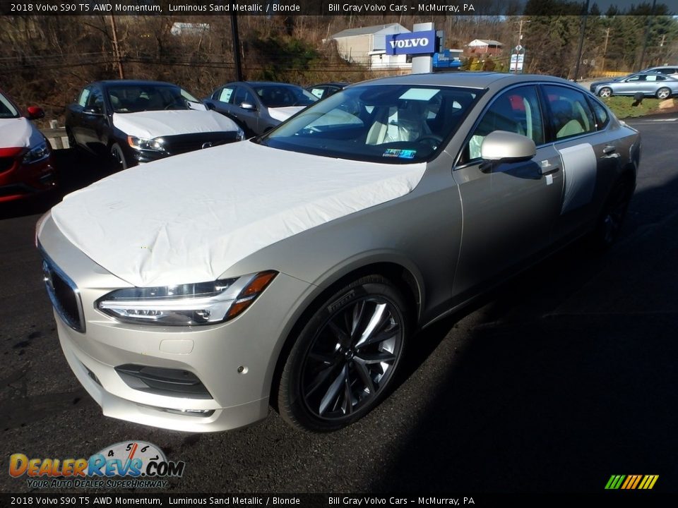 2018 Volvo S90 T5 AWD Momentum Luminous Sand Metallic / Blonde Photo #5