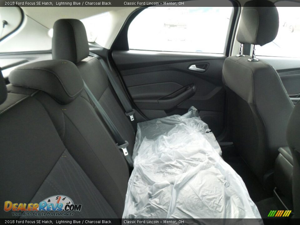 Rear Seat of 2018 Ford Focus SE Hatch Photo #5
