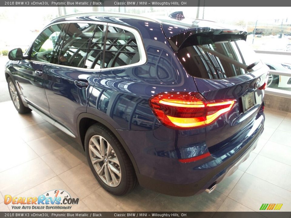 2018 BMW X3 xDrive30i Phytonic Blue Metallic / Black Photo #2