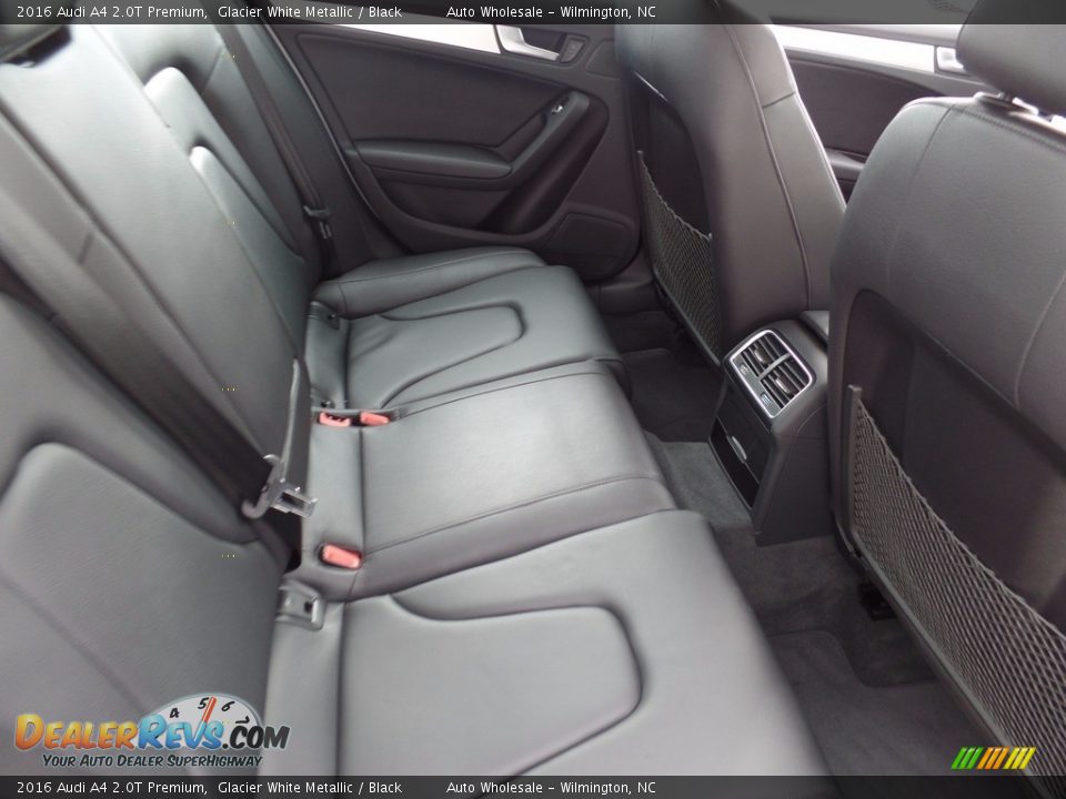 2016 Audi A4 2.0T Premium Glacier White Metallic / Black Photo #14
