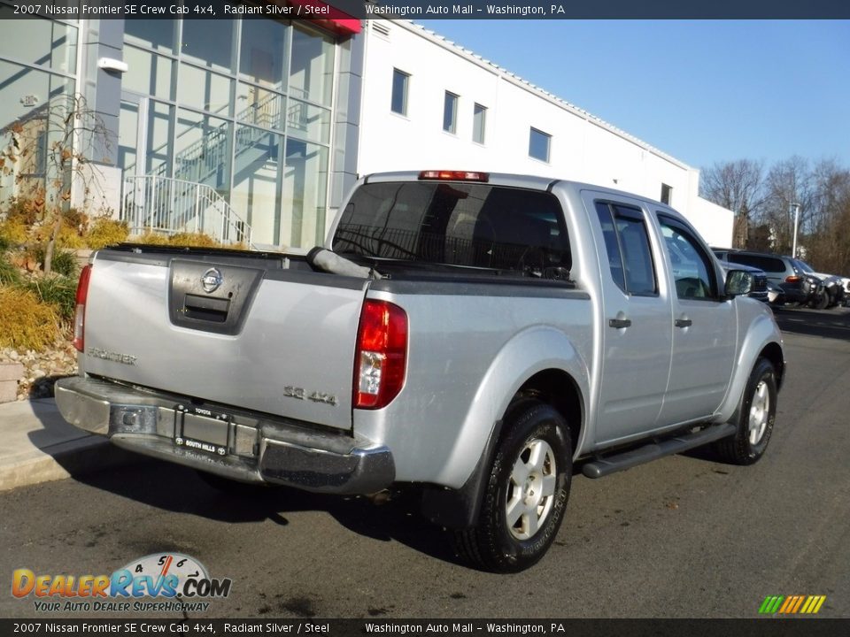 2007 Nissan Frontier SE Crew Cab 4x4 Radiant Silver / Steel Photo #11