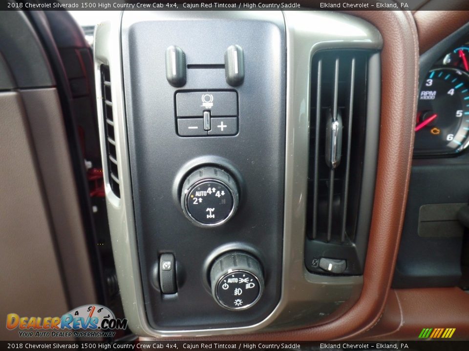 Controls of 2018 Chevrolet Silverado 1500 High Country Crew Cab 4x4 Photo #26