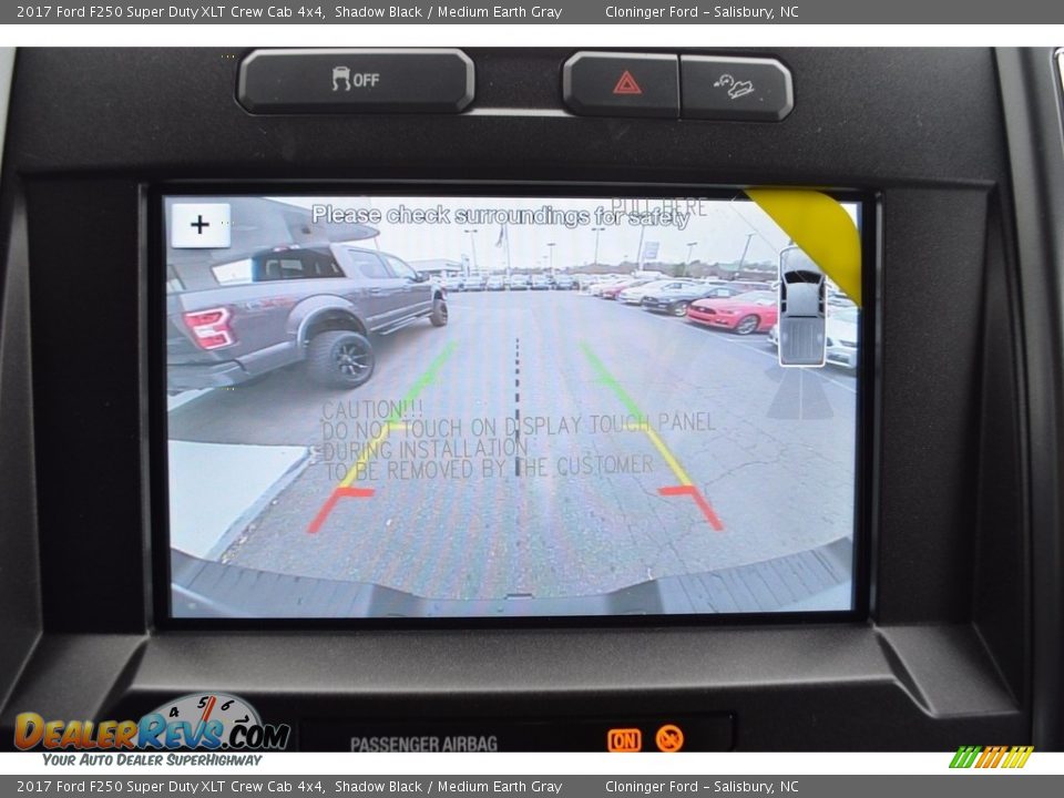 2017 Ford F250 Super Duty XLT Crew Cab 4x4 Shadow Black / Medium Earth Gray Photo #14