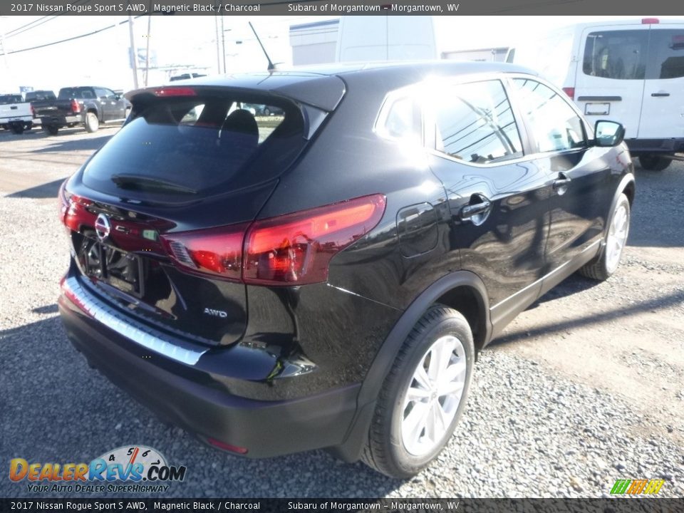 2017 Nissan Rogue Sport S AWD Magnetic Black / Charcoal Photo #4