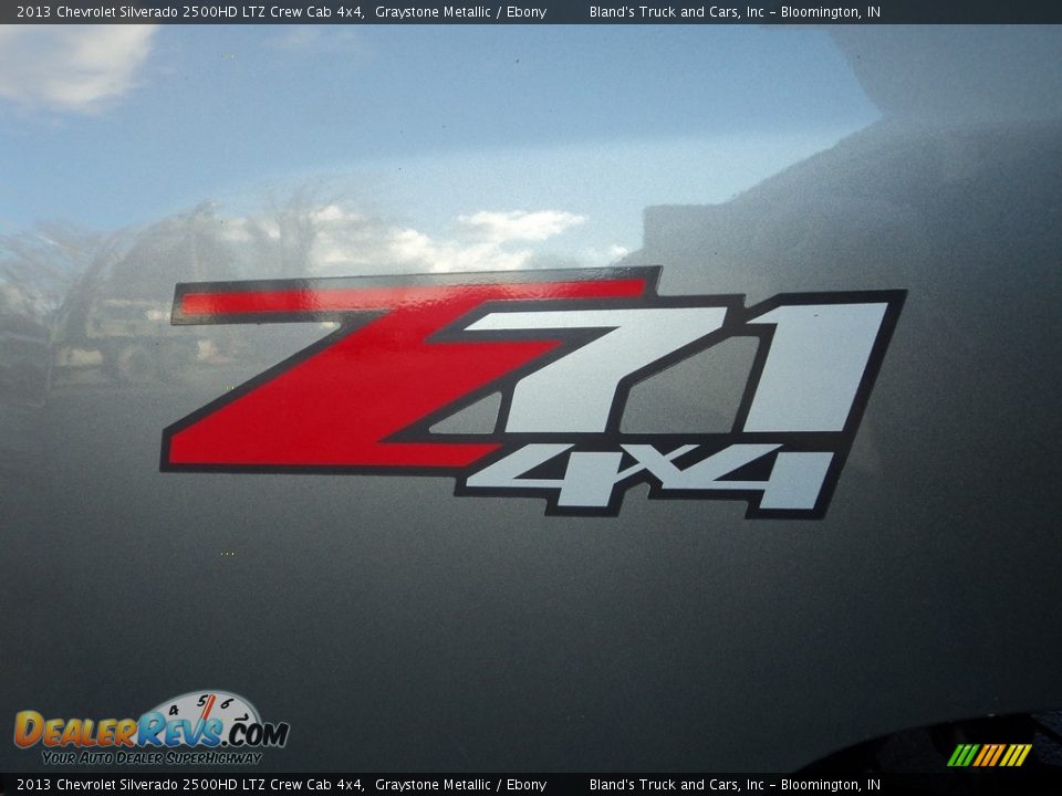2013 Chevrolet Silverado 2500HD LTZ Crew Cab 4x4 Graystone Metallic / Ebony Photo #31