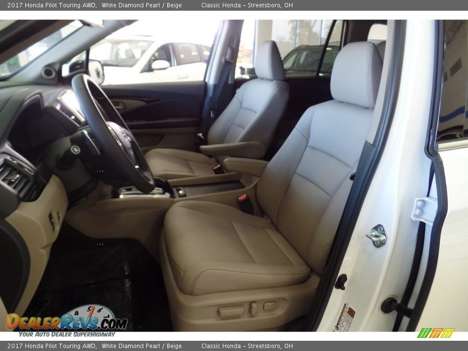 2017 Honda Pilot Touring AWD White Diamond Pearl / Beige Photo #6