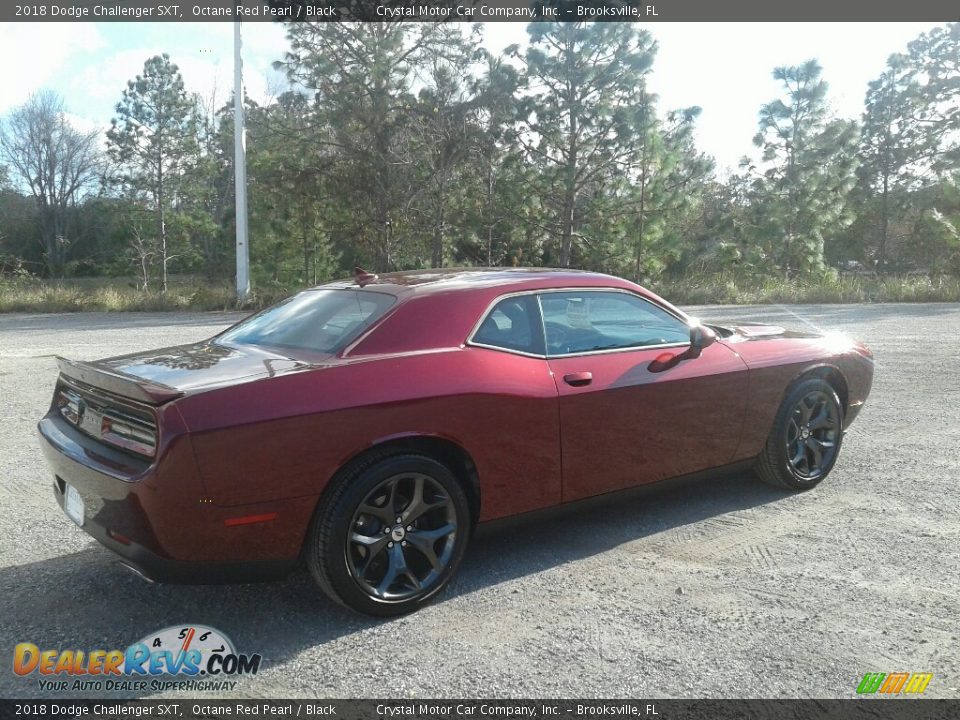 2018 Dodge Challenger SXT Octane Red Pearl / Black Photo #5
