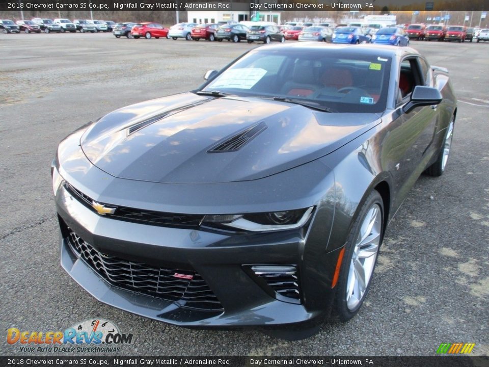 Front 3/4 View of 2018 Chevrolet Camaro SS Coupe Photo #12