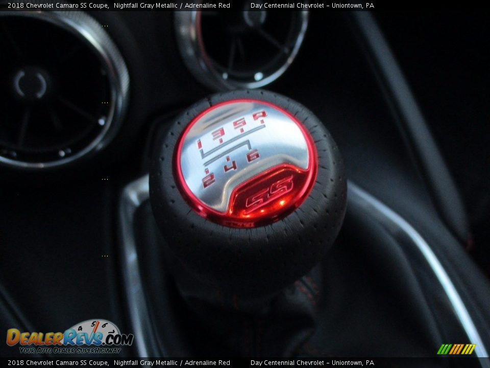 2018 Chevrolet Camaro SS Coupe Shifter Photo #16