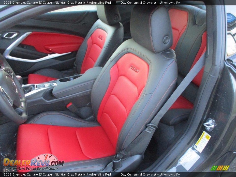 Front Seat of 2018 Chevrolet Camaro SS Coupe Photo #18