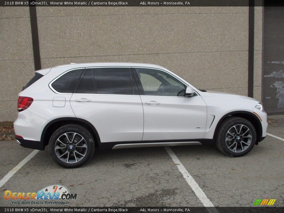 2018 BMW X5 xDrive35i Mineral White Metallic / Canberra Beige/Black Photo #2
