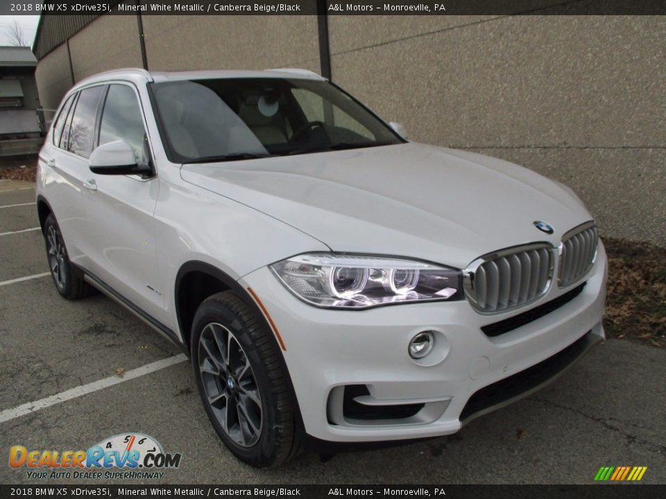 2018 BMW X5 xDrive35i Mineral White Metallic / Canberra Beige/Black Photo #6