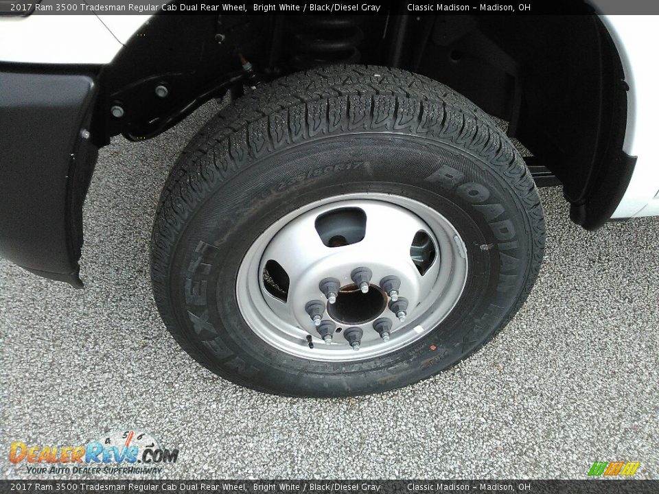 2017 Ram 3500 Tradesman Regular Cab Dual Rear Wheel Bright White / Black/Diesel Gray Photo #14