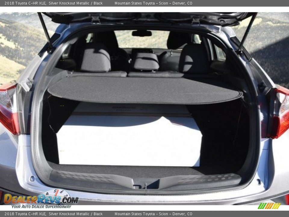 2018 Toyota C-HR XLE Silver Knockout Metallic / Black Photo #8
