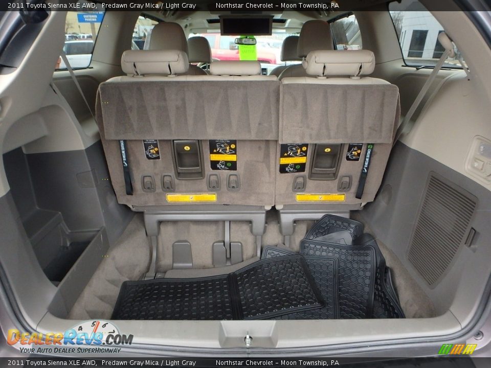 2011 Toyota Sienna XLE AWD Predawn Gray Mica / Light Gray Photo #7