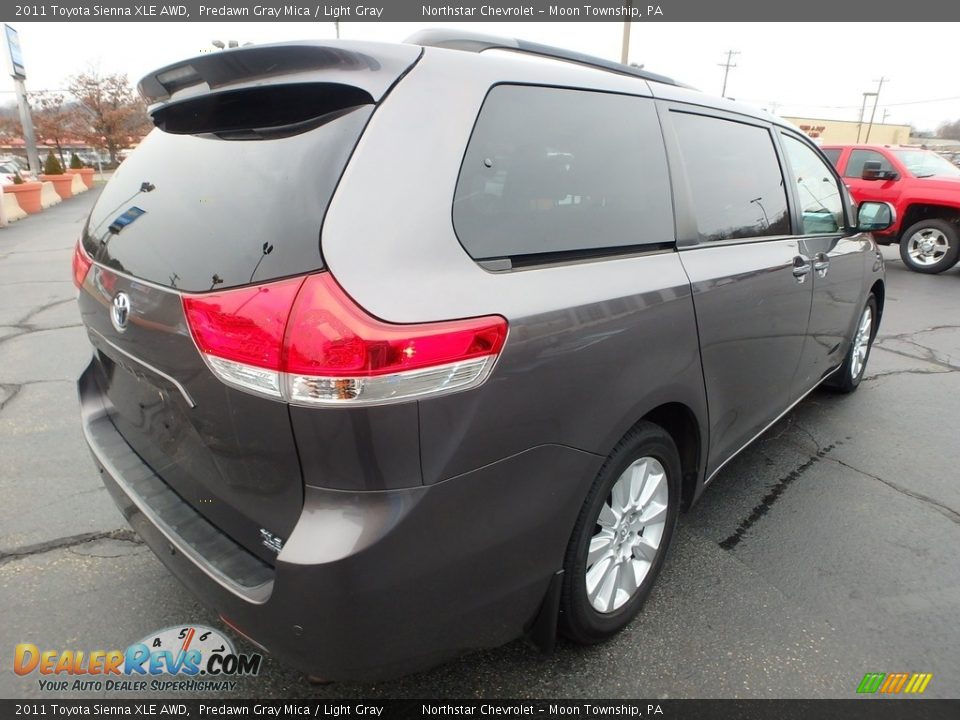 2011 Toyota Sienna XLE AWD Predawn Gray Mica / Light Gray Photo #8