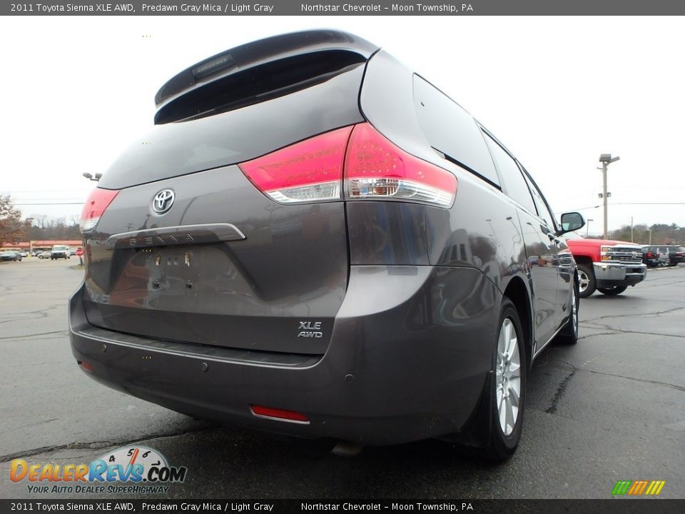2011 Toyota Sienna XLE AWD Predawn Gray Mica / Light Gray Photo #9
