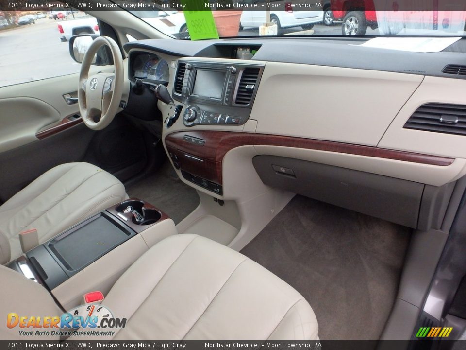 2011 Toyota Sienna XLE AWD Predawn Gray Mica / Light Gray Photo #16