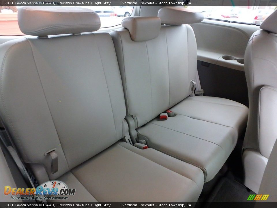 2011 Toyota Sienna XLE AWD Predawn Gray Mica / Light Gray Photo #19