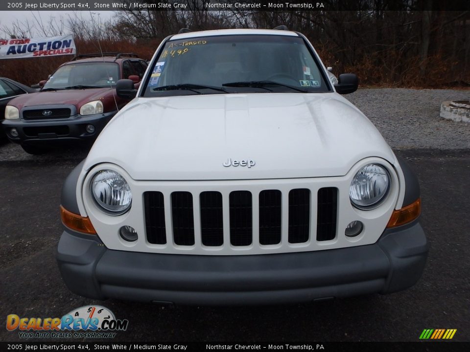 2005 Jeep Liberty Sport 4x4 Stone White / Medium Slate Gray Photo #6
