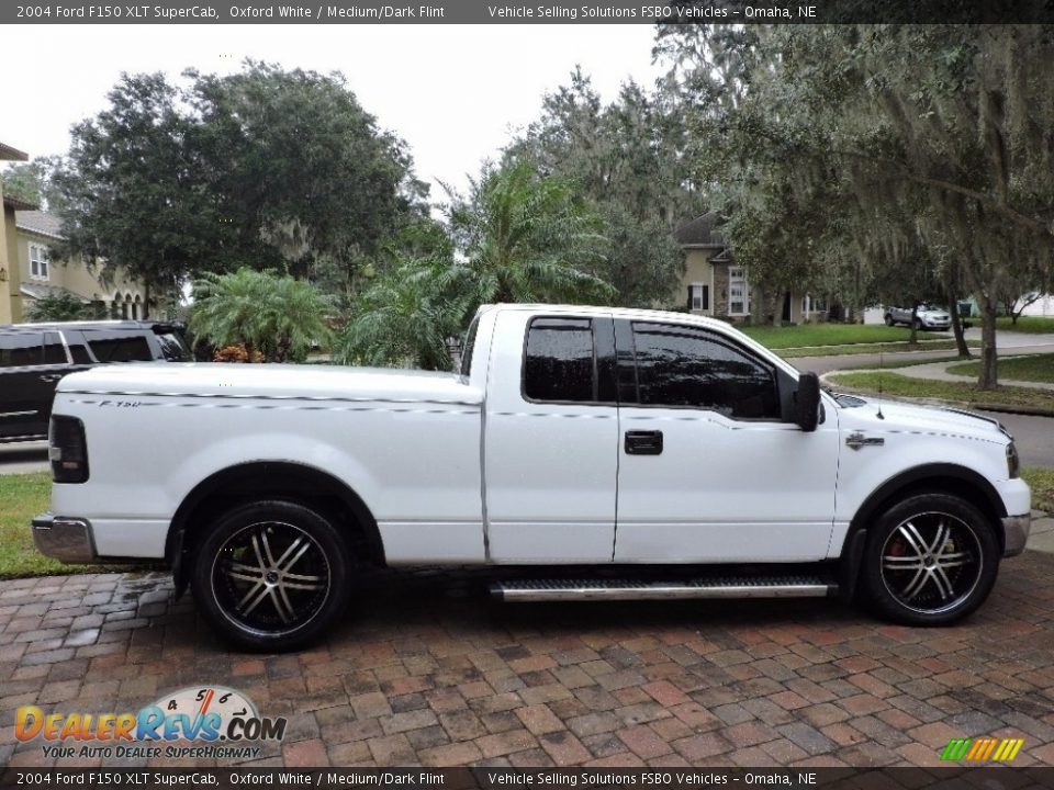 2004 Ford F150 XLT SuperCab Oxford White / Medium/Dark Flint Photo #1