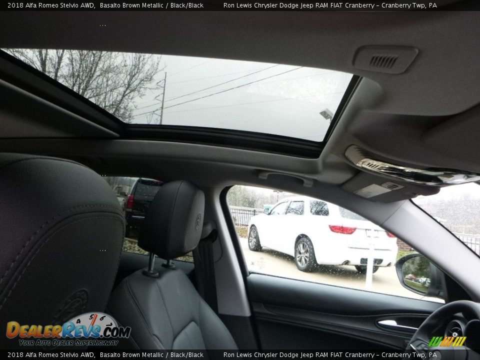 2018 Alfa Romeo Stelvio AWD Basalto Brown Metallic / Black/Black Photo #16
