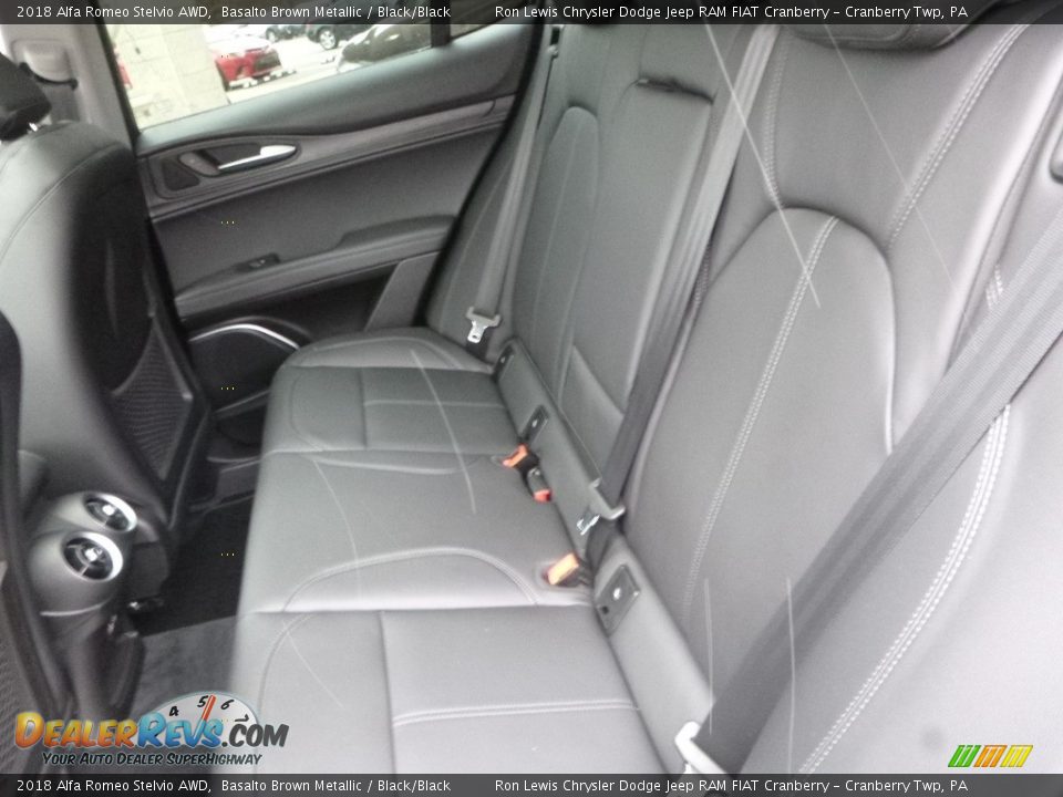 2018 Alfa Romeo Stelvio AWD Basalto Brown Metallic / Black/Black Photo #17