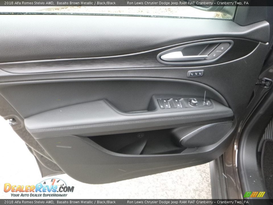 2018 Alfa Romeo Stelvio AWD Basalto Brown Metallic / Black/Black Photo #20