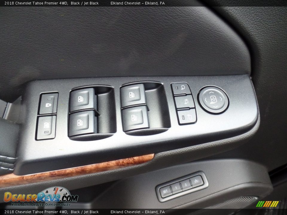 Controls of 2018 Chevrolet Tahoe Premier 4WD Photo #10
