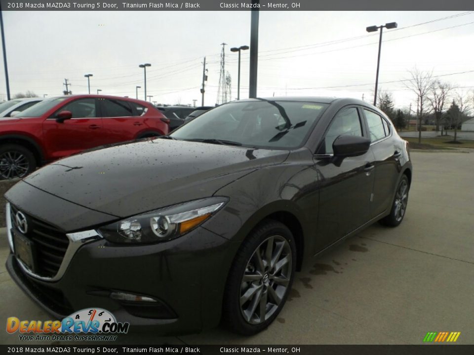 2018 Mazda MAZDA3 Touring 5 Door Titanium Flash Mica / Black Photo #1