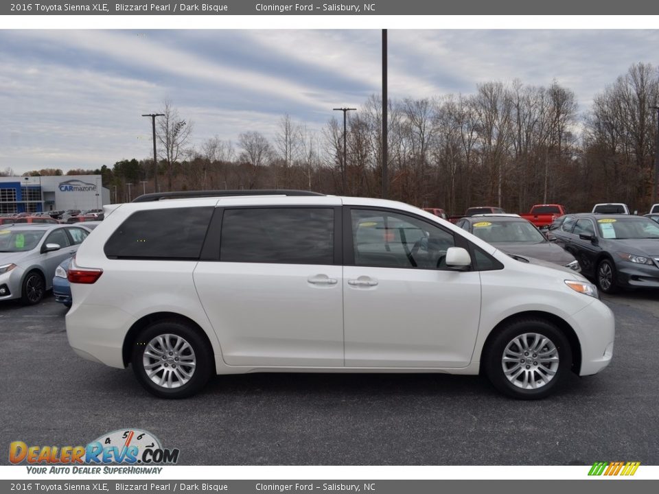2016 Toyota Sienna XLE Blizzard Pearl / Dark Bisque Photo #2