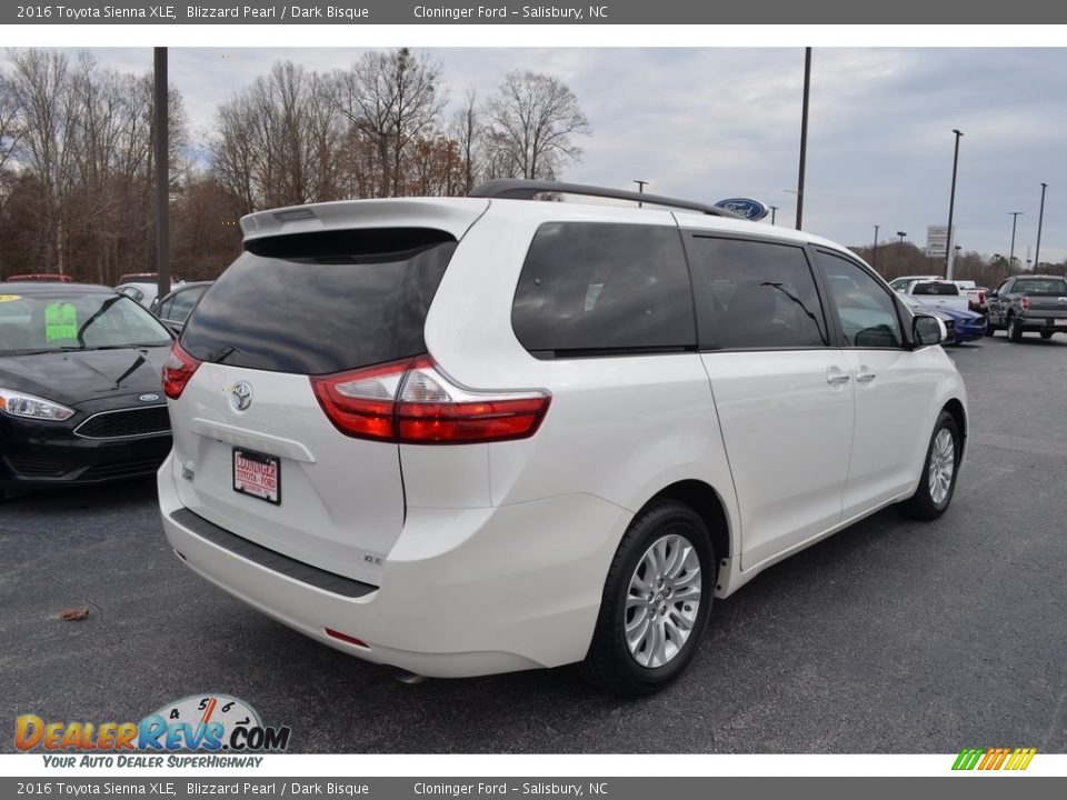 2016 Toyota Sienna XLE Blizzard Pearl / Dark Bisque Photo #3