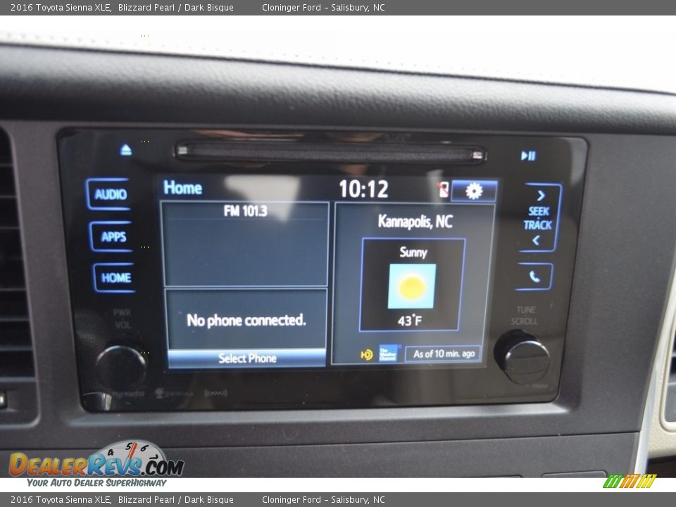 2016 Toyota Sienna XLE Blizzard Pearl / Dark Bisque Photo #18