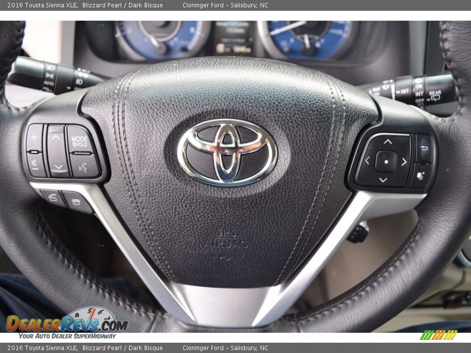 2016 Toyota Sienna XLE Blizzard Pearl / Dark Bisque Photo #23