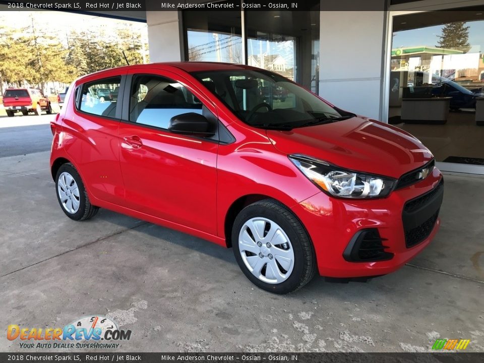 Front 3/4 View of 2018 Chevrolet Spark LS Photo #1