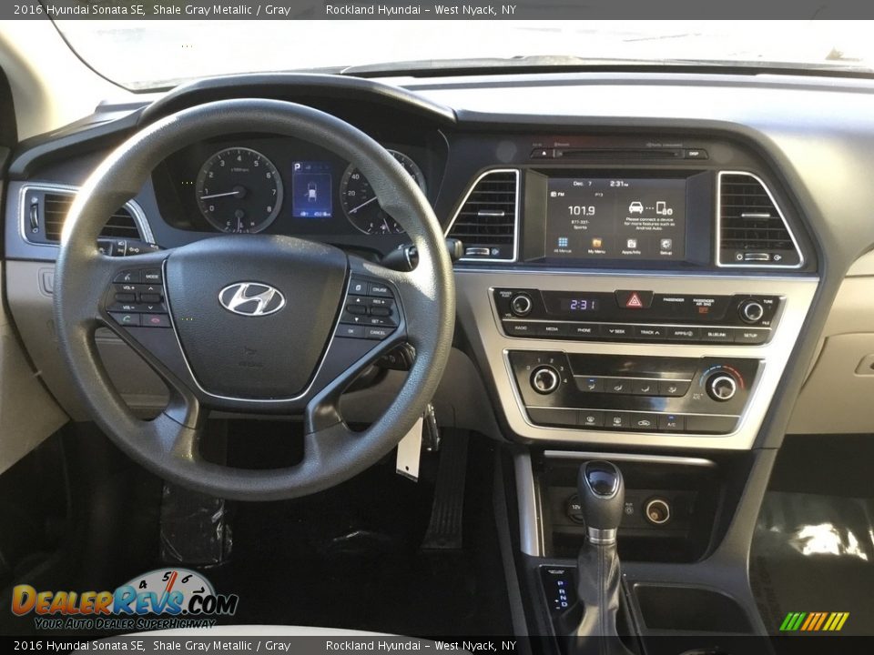 2016 Hyundai Sonata SE Shale Gray Metallic / Gray Photo #13
